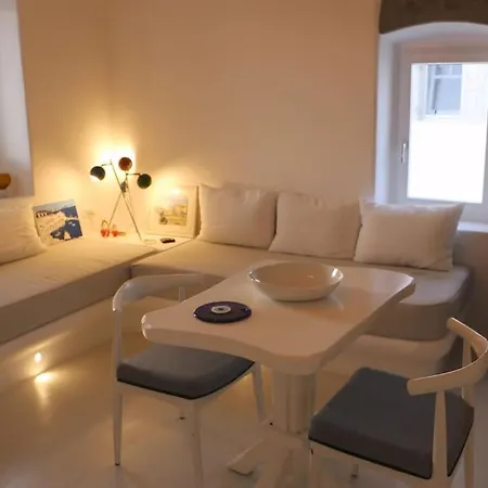 Holiday home Historical Mykonian