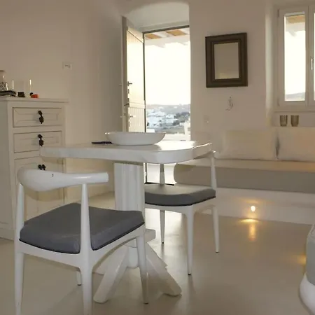 Historical Mykonian Holiday home *